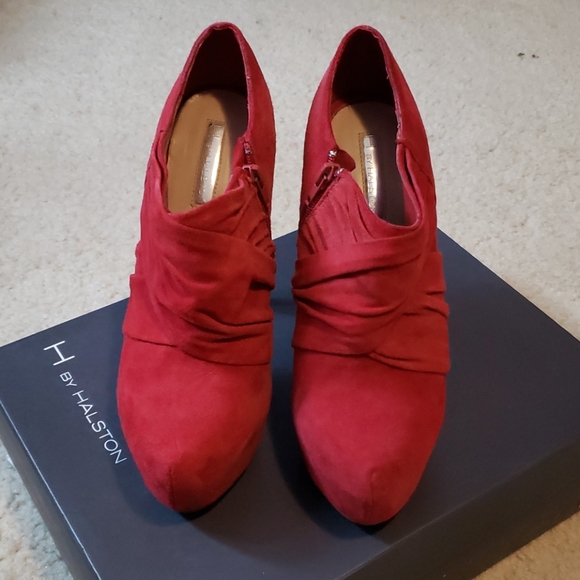 "Aida" Suede Booties H by Halston - Picture 4 of 8